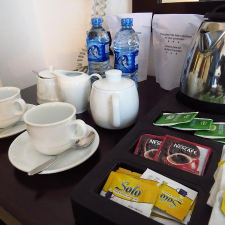 Chapelton House Bed & Breakfast Kolombo Dış mekan fotoğraf