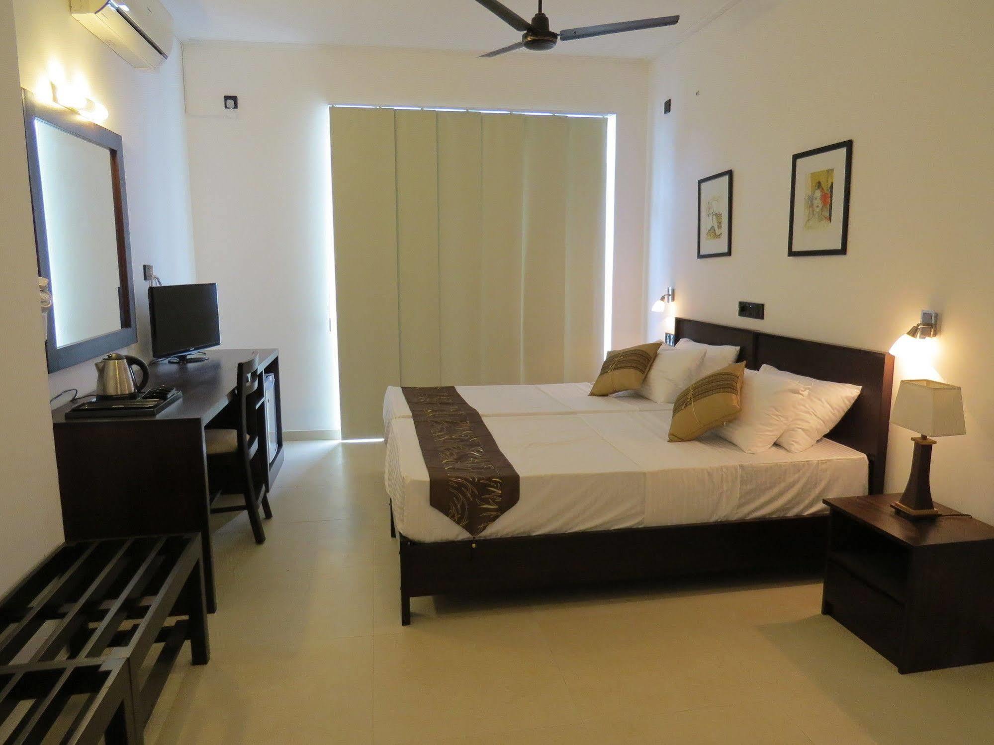 Chapelton House Bed & Breakfast Kolombo Dış mekan fotoğraf